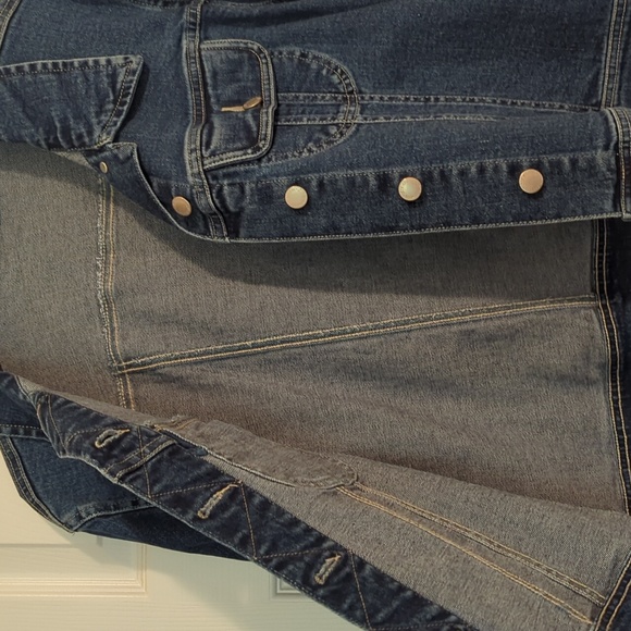 Jean jacket - Picture 5 of 5
